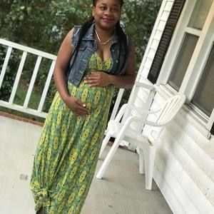 Meet your Posher, April